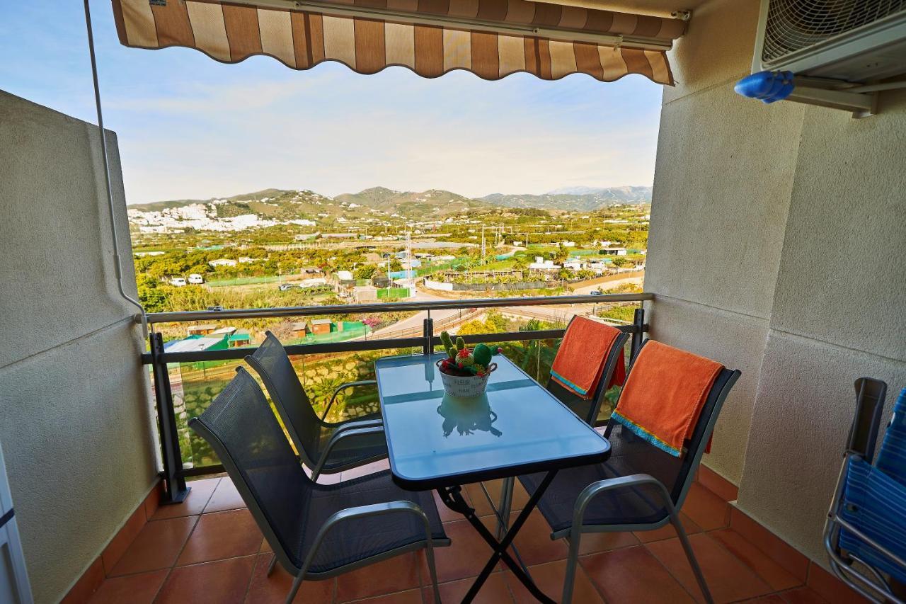 Апартаменты Apartamento Mirador De Нерха Экстерьер фото