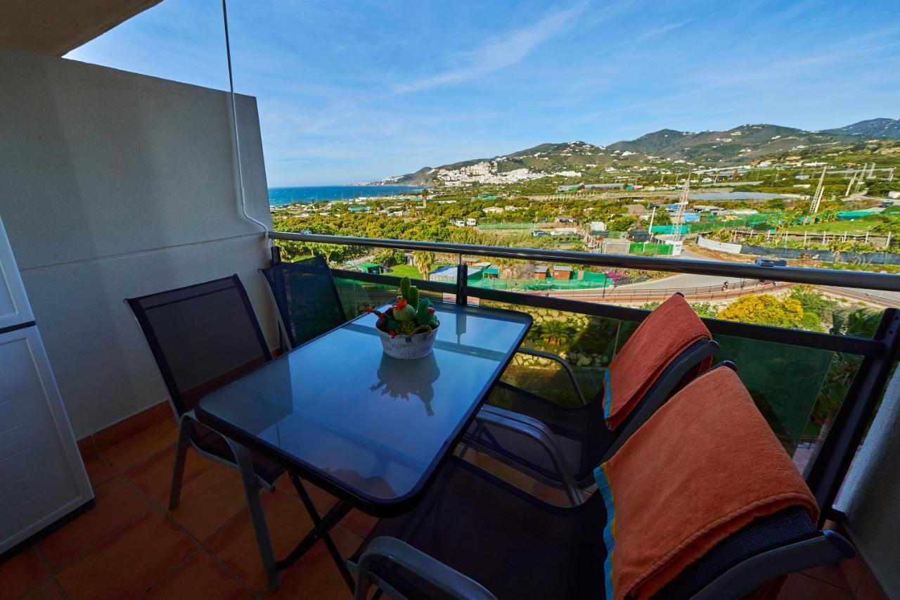 Апартаменты Apartamento Mirador De Нерха Экстерьер фото